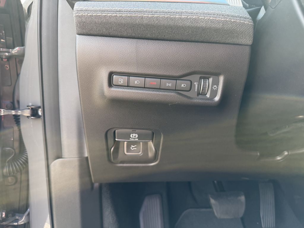 Thumbnail: 2026 Jeep Cherokee - 17