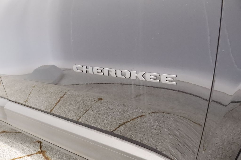Thumbnail: 2026 Jeep Cherokee - 25