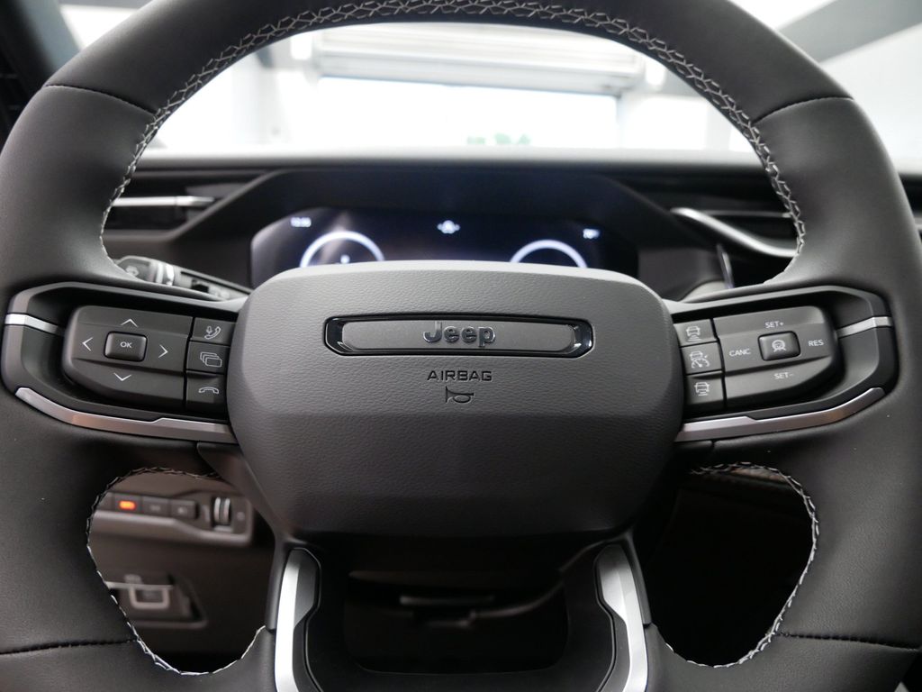 Thumbnail: 2026 Jeep Cherokee - 22