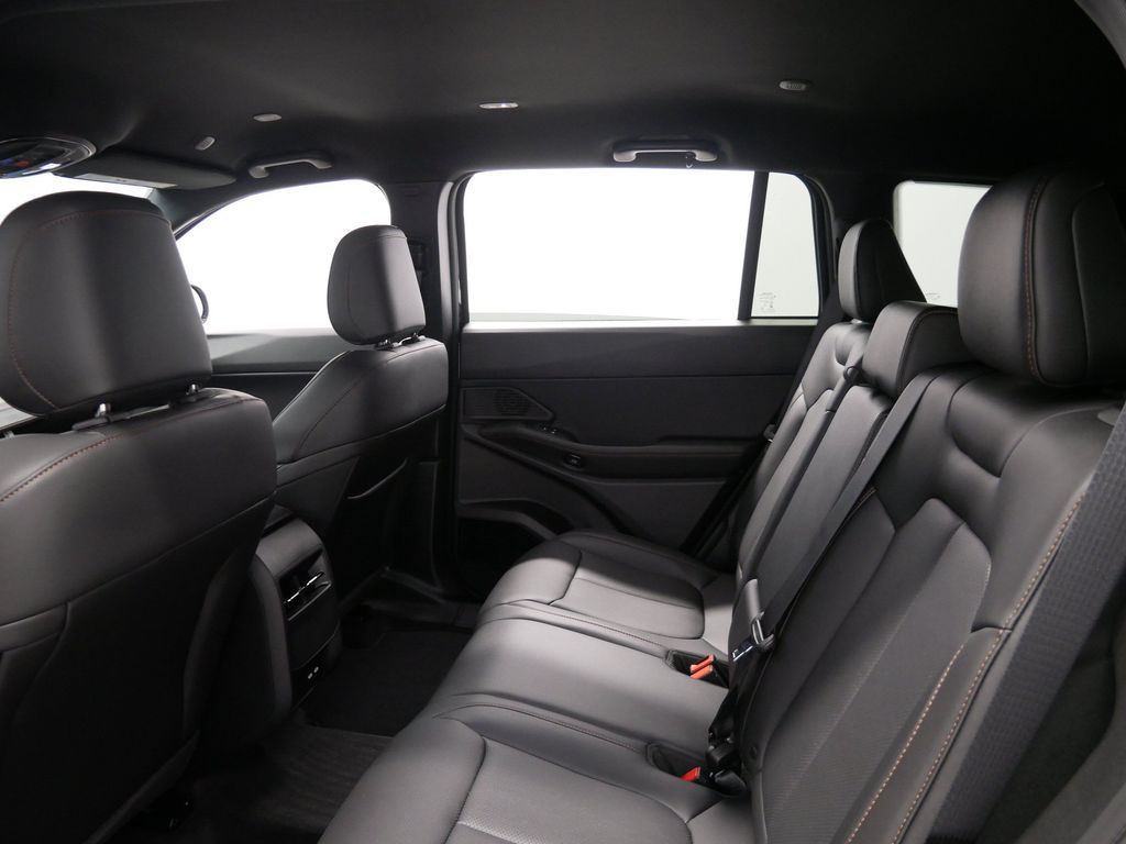 Thumbnail: 2026 Jeep Cherokee - 10
