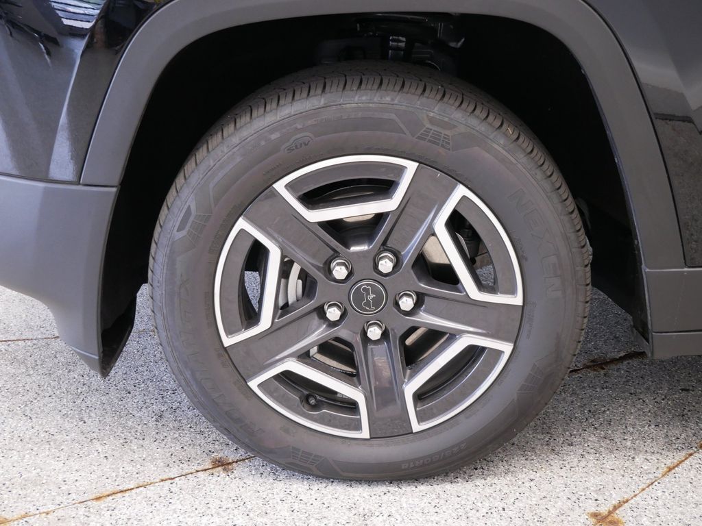 Thumbnail: 2026 Jeep Cherokee - 7