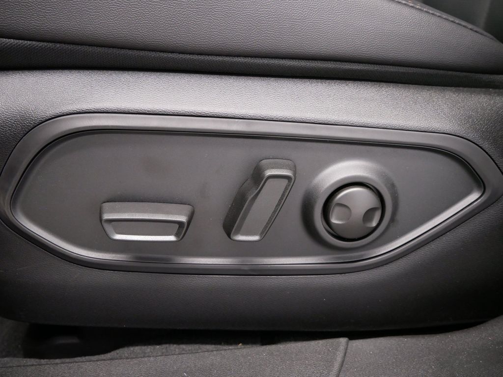 Thumbnail: 2026 Jeep Cherokee - 20