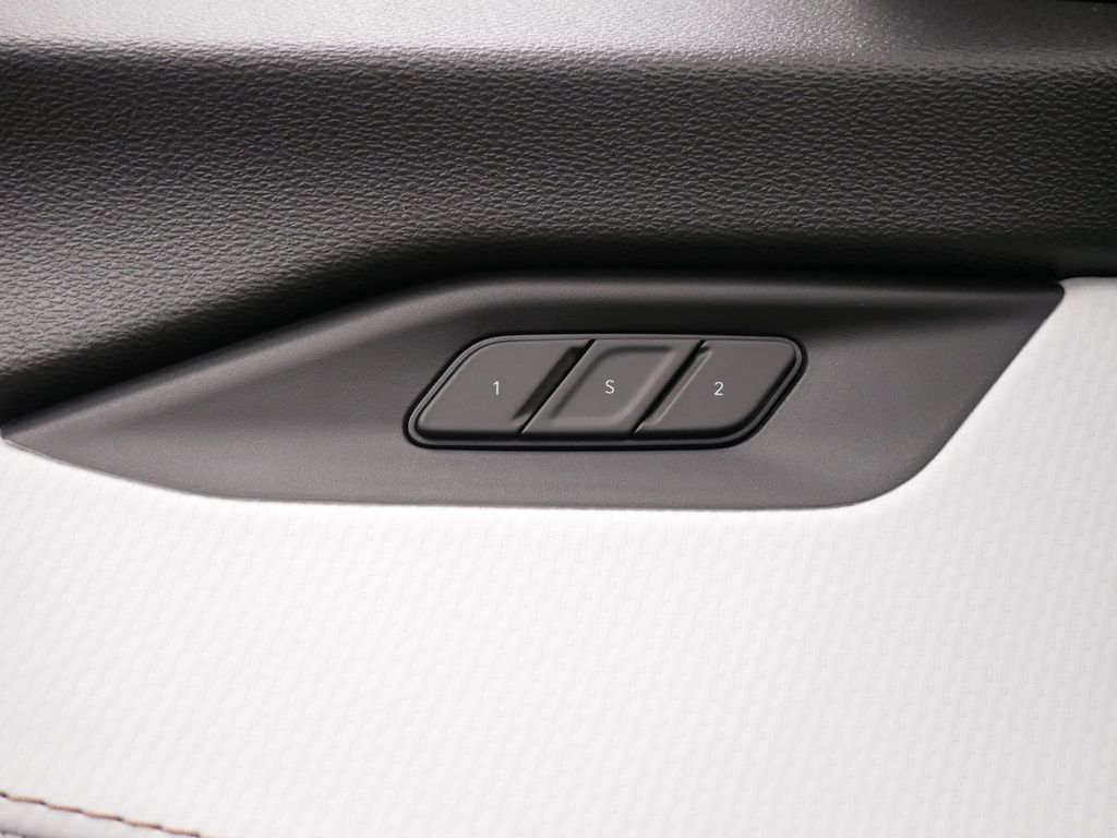 Thumbnail: 2026 Jeep Cherokee - 19
