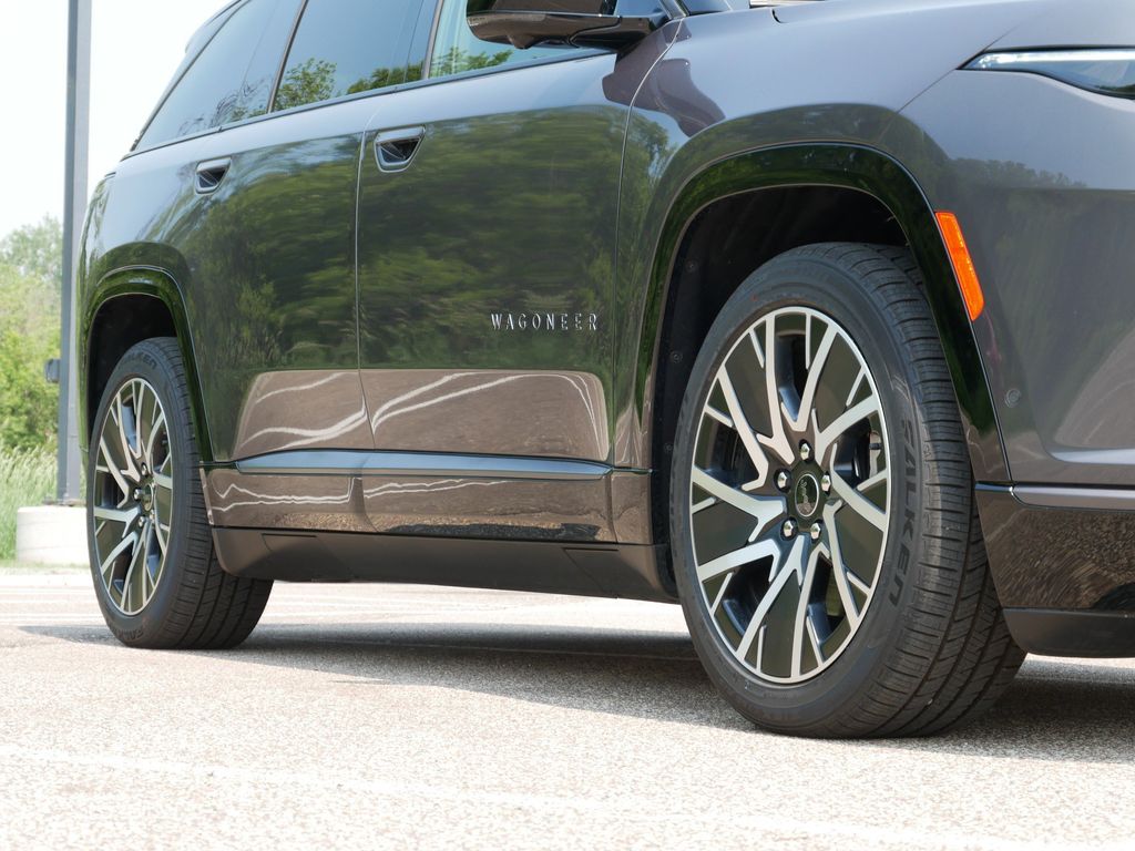 Thumbnail: 2025 Jeep Wagoneer S - 8