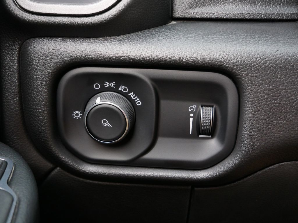 Thumbnail: 2024 RAM 3500 - 21