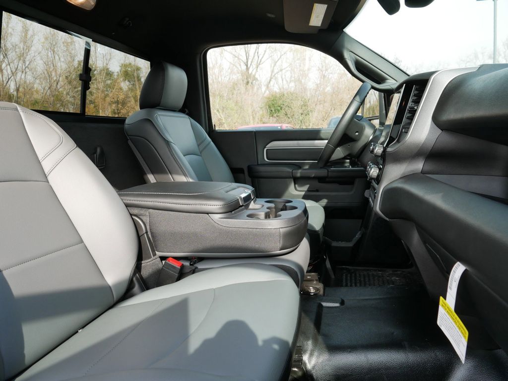Thumbnail: 2024 RAM 3500 - 10
