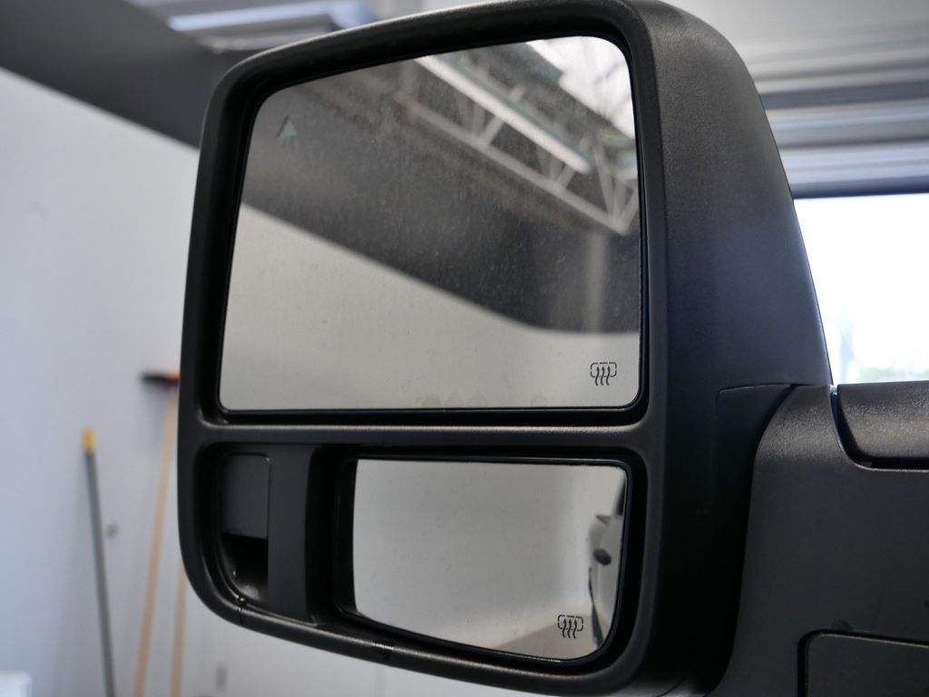 Thumbnail: 2024 RAM 3500 - 10