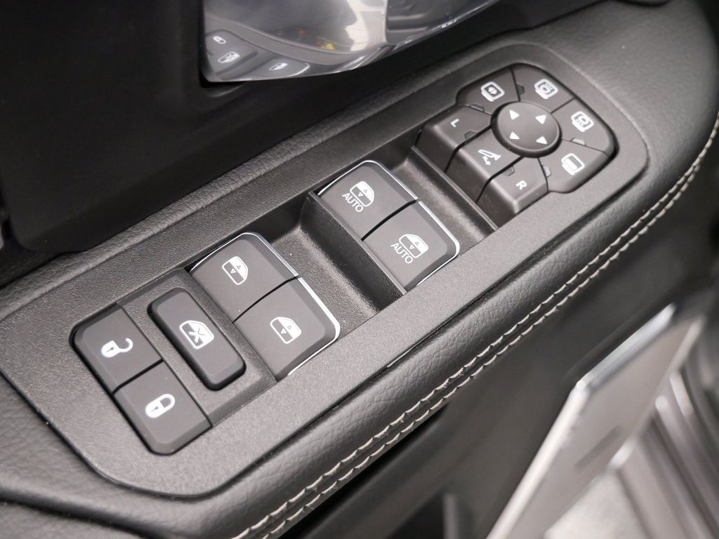 Thumbnail: 2026 RAM 3500 - 19