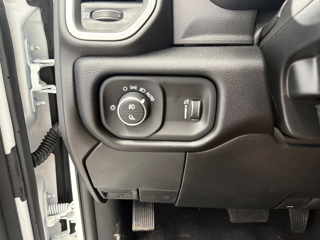 Thumbnail: 2026 RAM 2500 - 25