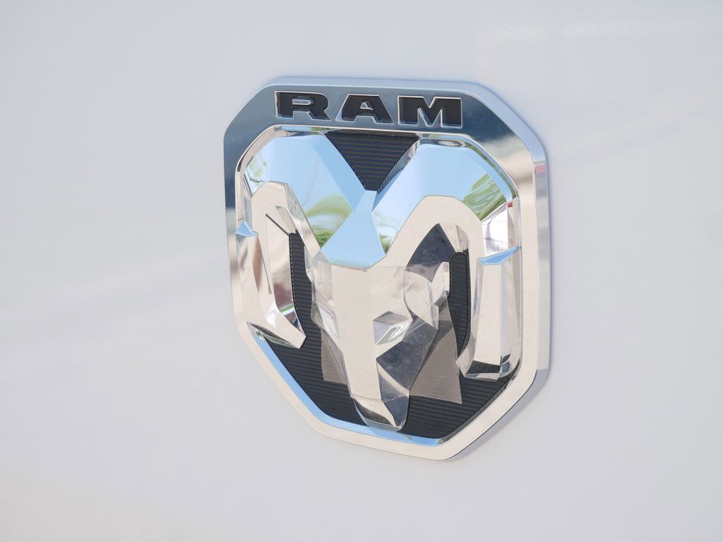 2025 RAM ProMaster 3500 23