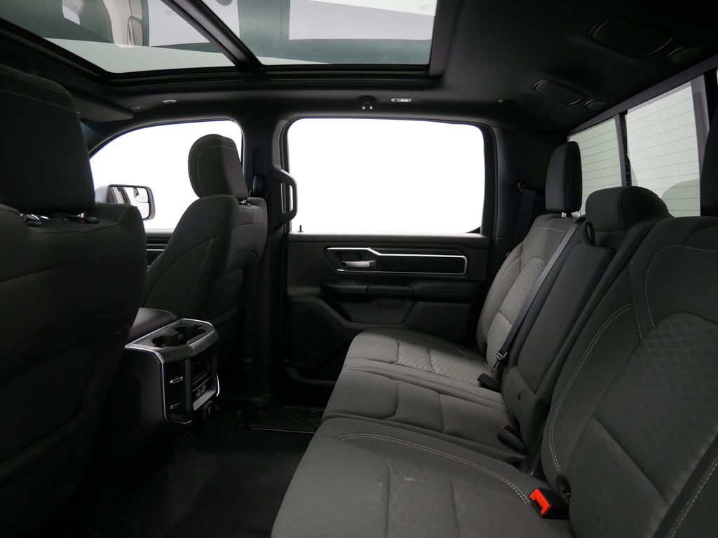 Thumbnail: 2026 RAM 1500 - 9