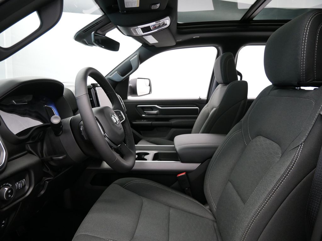 Thumbnail: 2026 RAM 1500 - 8