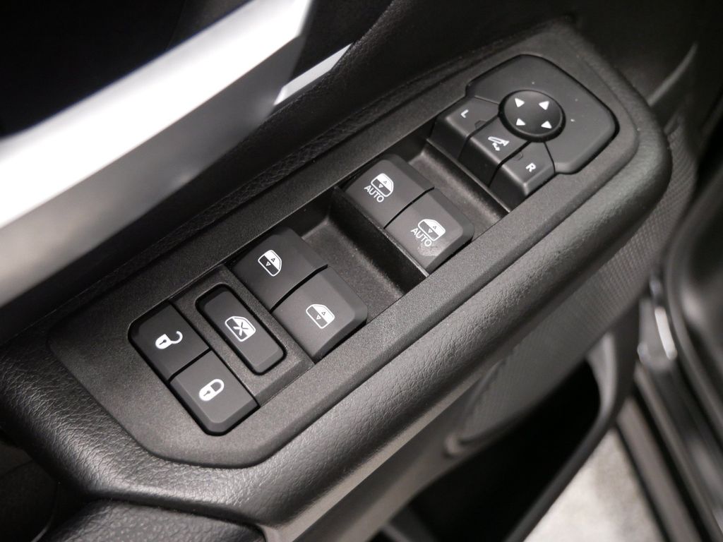 Thumbnail: 2026 RAM 1500 - 20