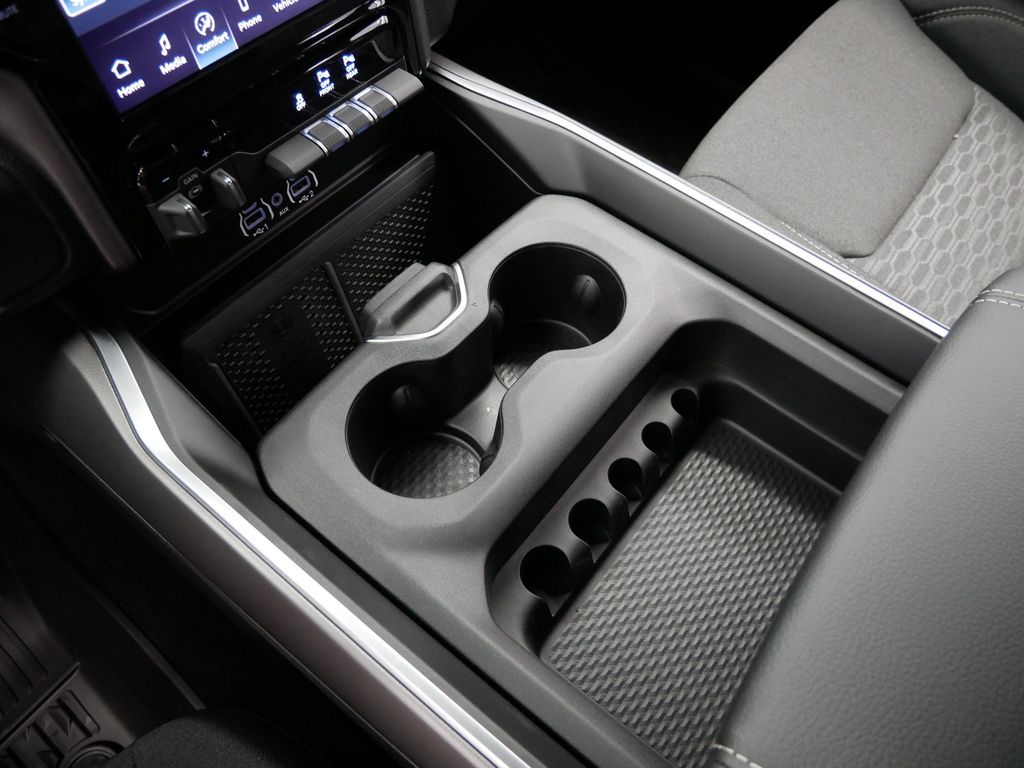 Thumbnail: 2026 RAM 1500 - 11