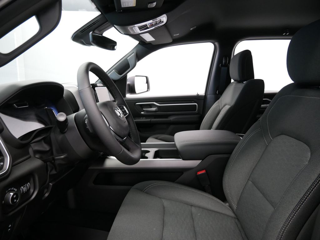 Thumbnail: 2026 RAM 1500 - 8