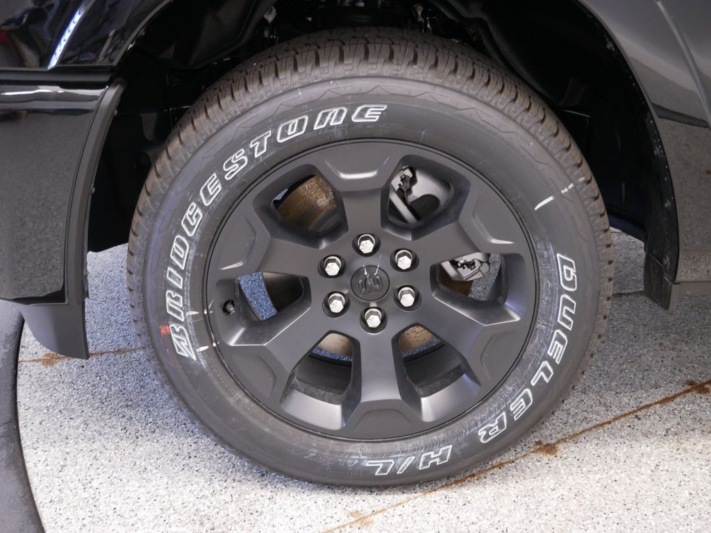 Thumbnail: 2026 RAM 1500 - 7