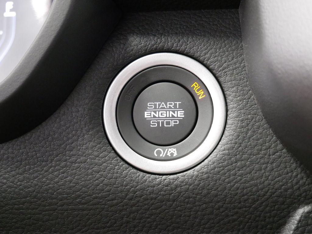 Thumbnail: 2026 RAM 1500 - 25