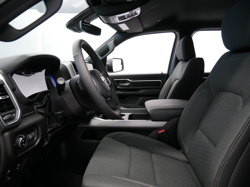 Thumbnail: 2026 RAM 1500 - 8