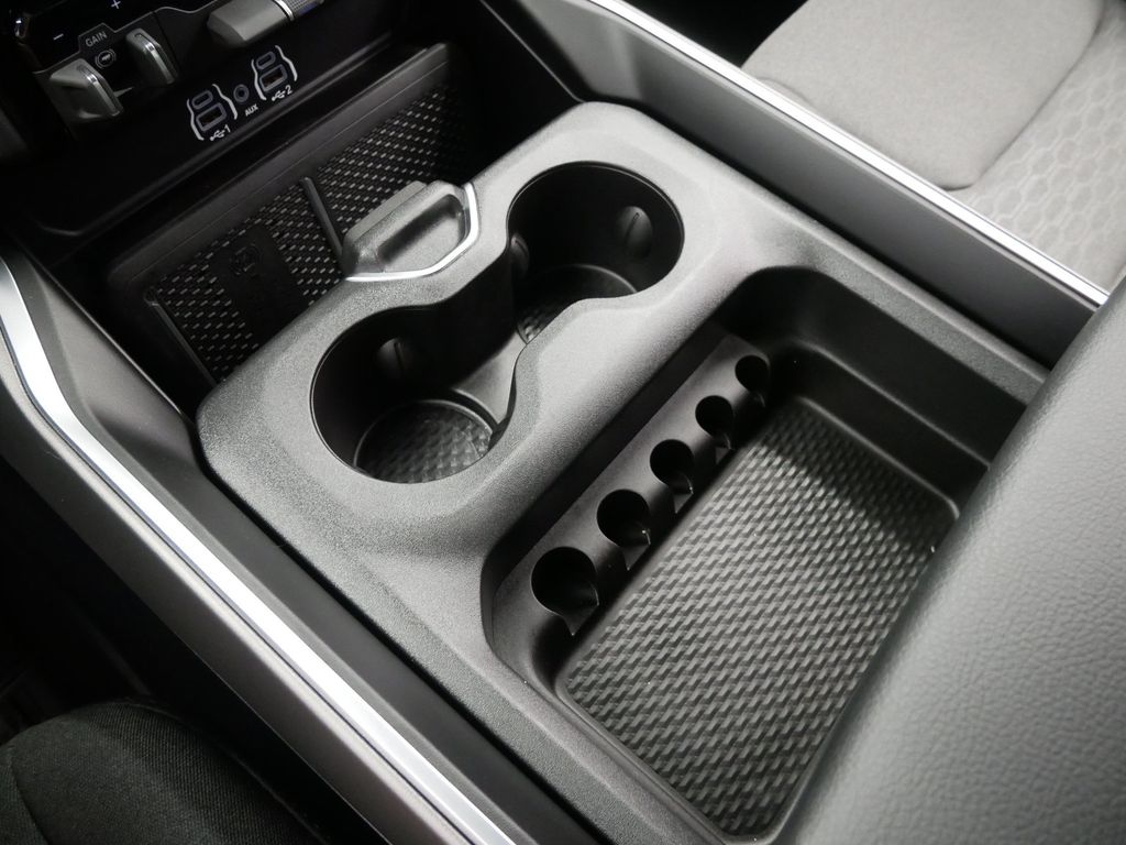 Thumbnail: 2026 RAM 1500 - 25