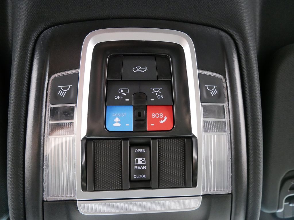 Thumbnail: 2026 RAM 1500 - 26