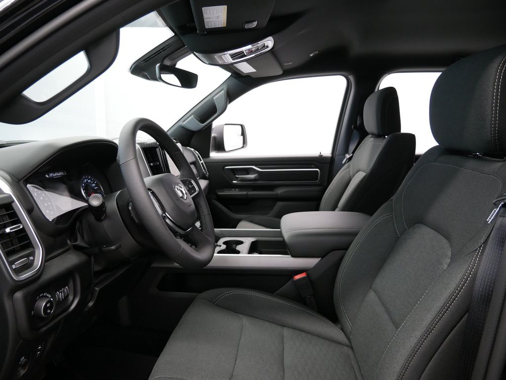 Thumbnail: 2026 RAM 1500 - 8