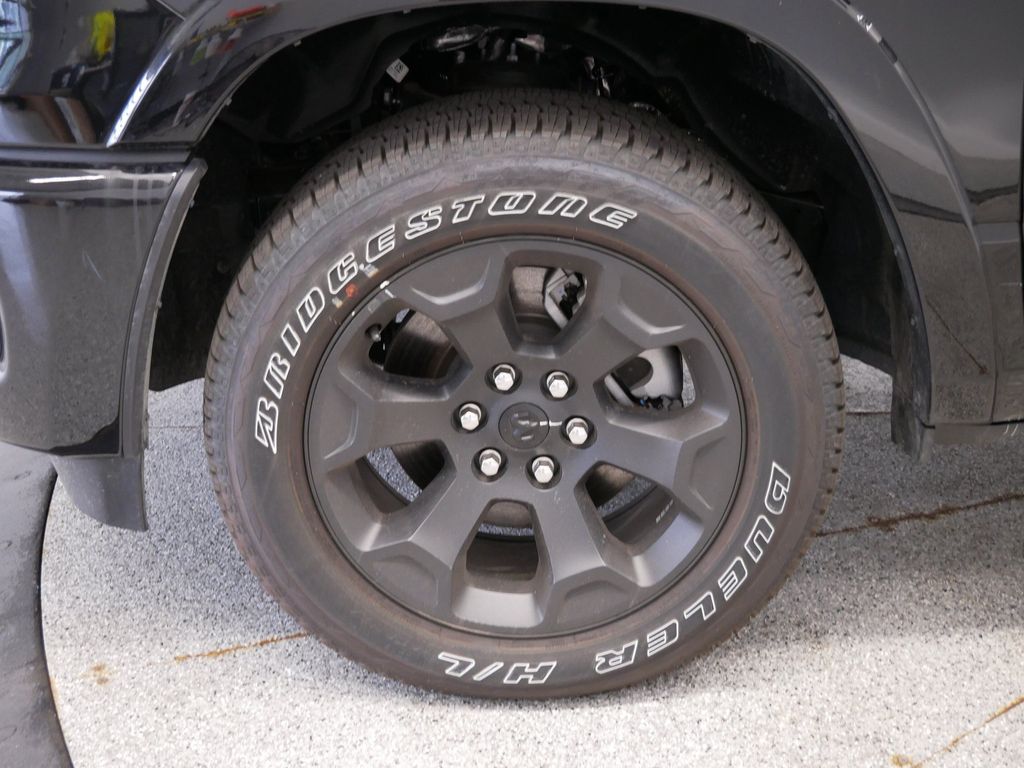 Thumbnail: 2026 RAM 1500 - 7