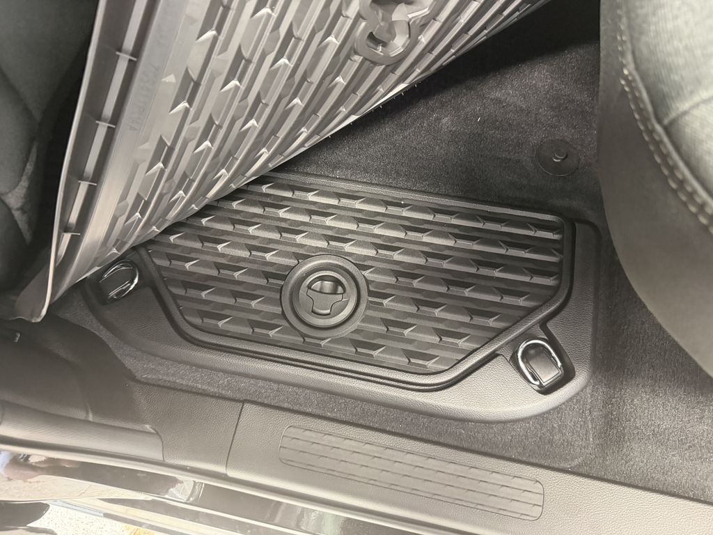 Thumbnail: 2026 RAM 1500 - 26