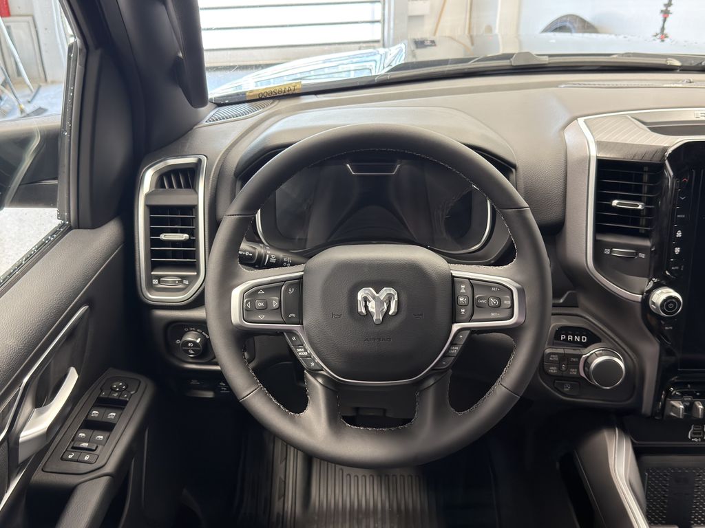 Thumbnail: 2026 RAM 1500 - 9