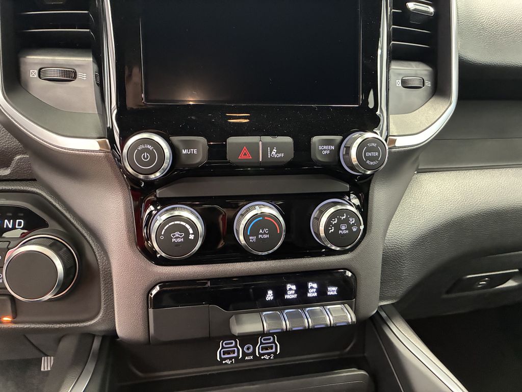 Thumbnail: 2026 RAM 1500 - 11