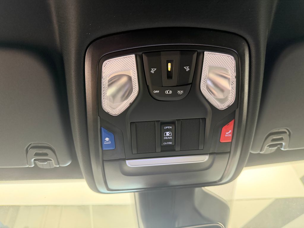 Thumbnail: 2026 RAM 1500 - 26