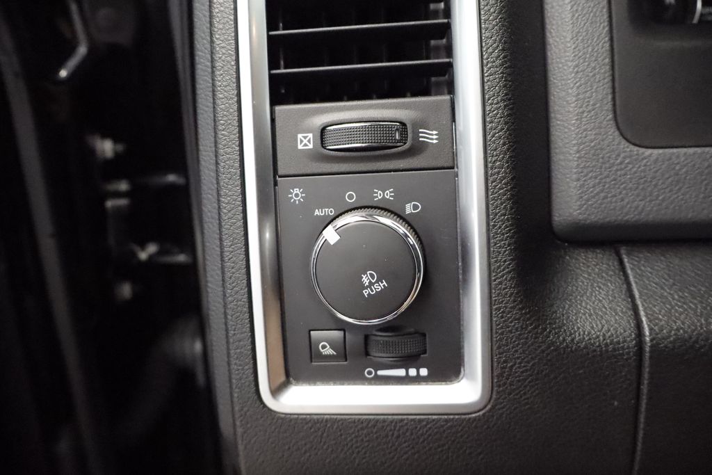 Thumbnail: 2014 RAM 2500 - 21