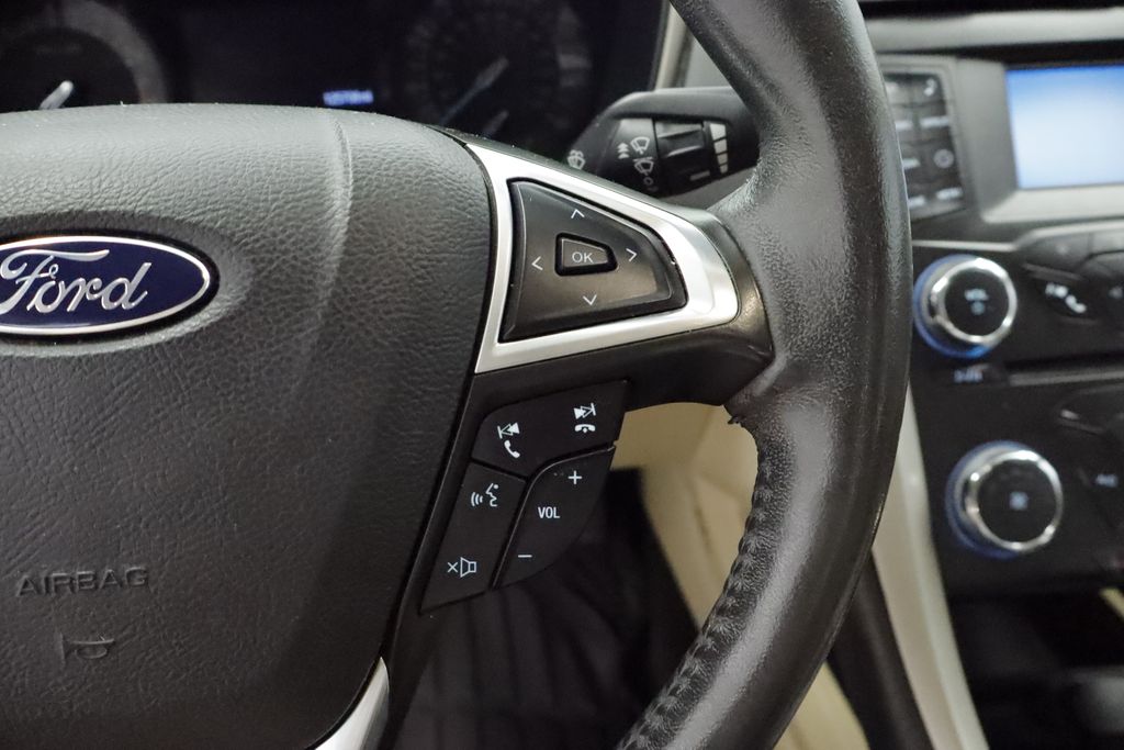 Thumbnail: 2015 Ford Fusion - 25
