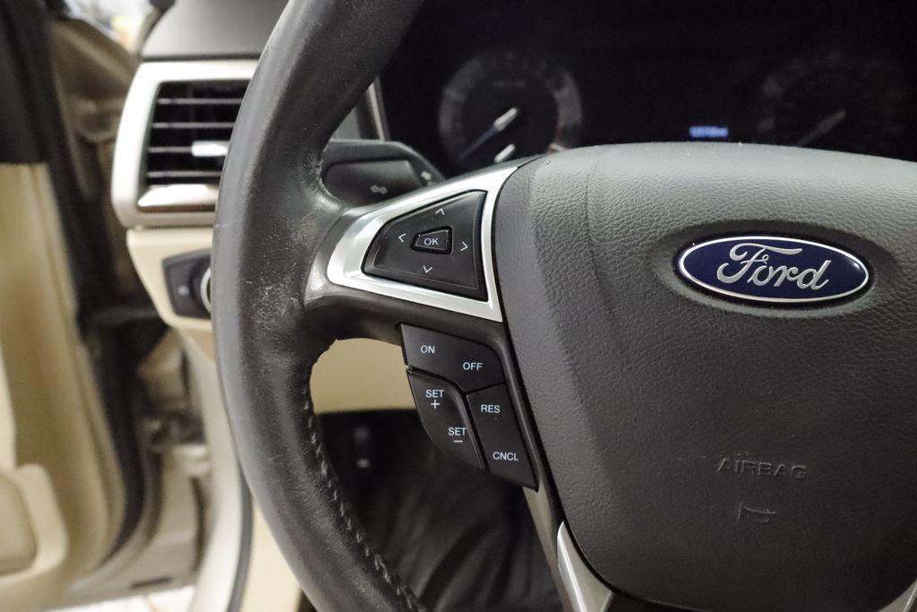 Thumbnail: 2015 Ford Fusion - 24