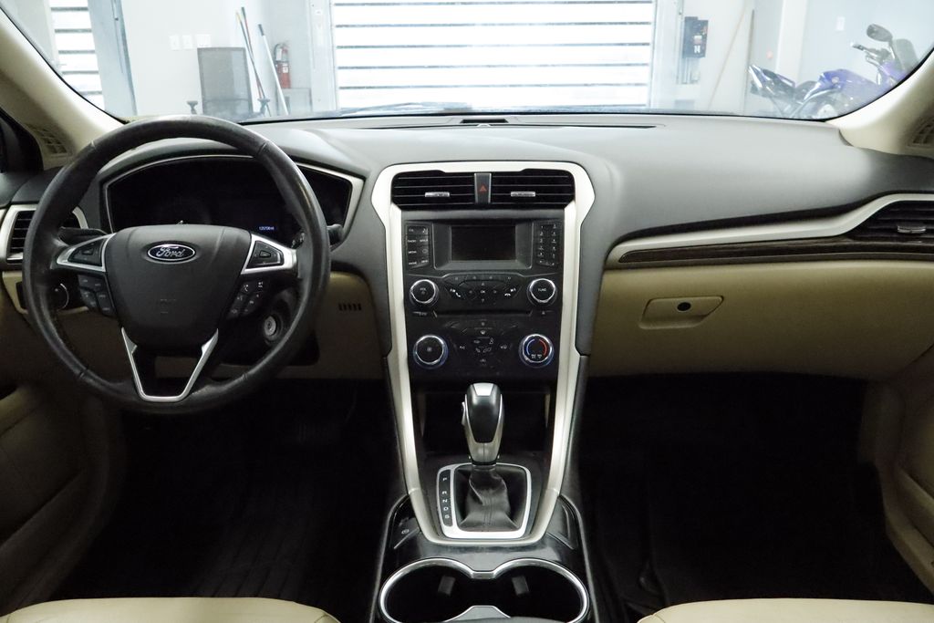 Thumbnail: 2015 Ford Fusion - 2