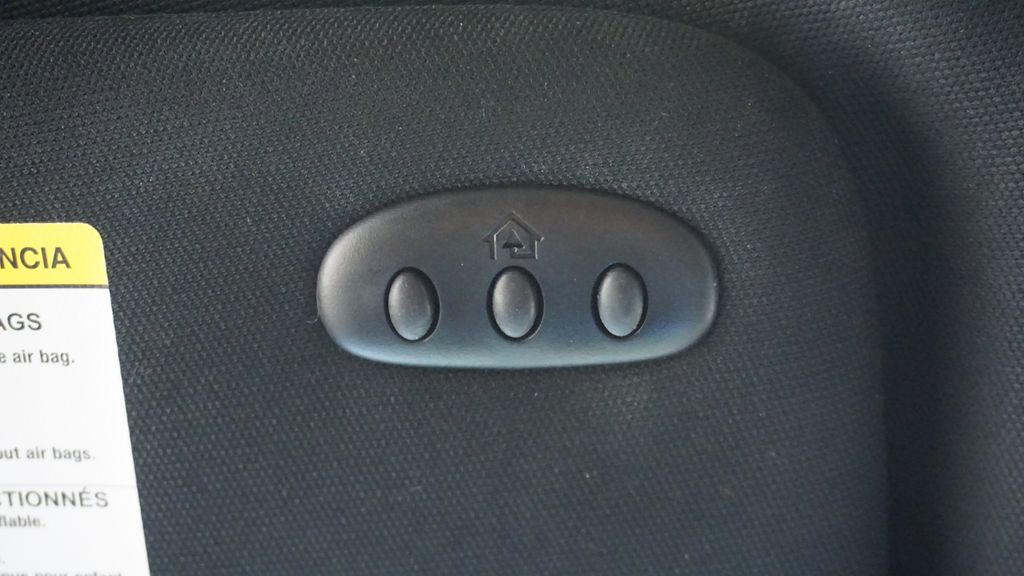 Thumbnail: 2017 Ford Fusion - 17