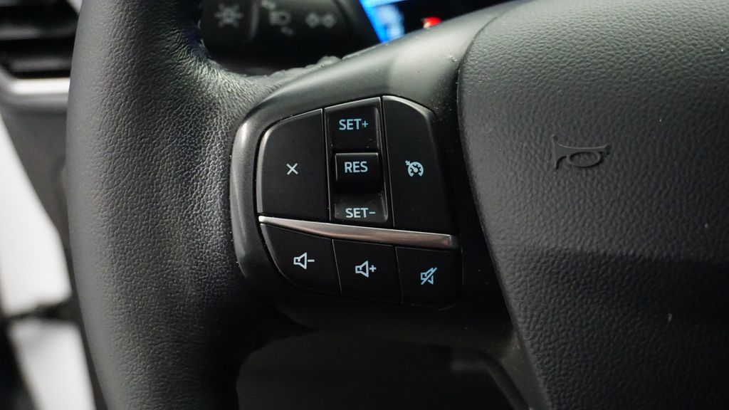 Thumbnail: 2022 Ford Bronco Sport - 30