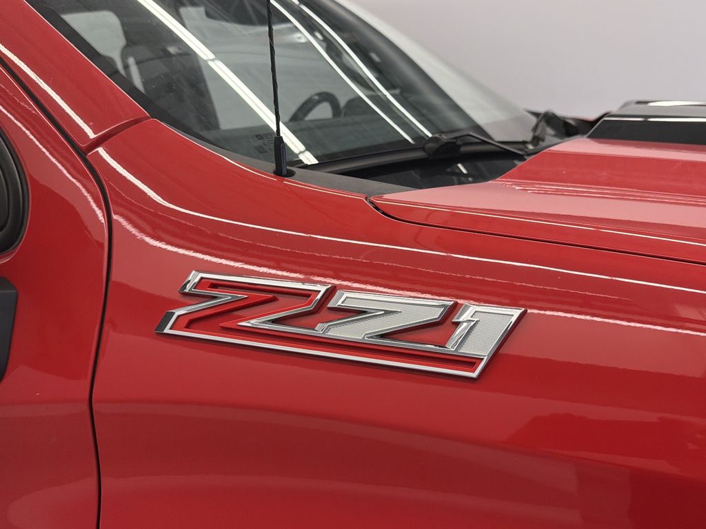 Thumbnail: 2022 Chevrolet Silverado 1500 - 22
