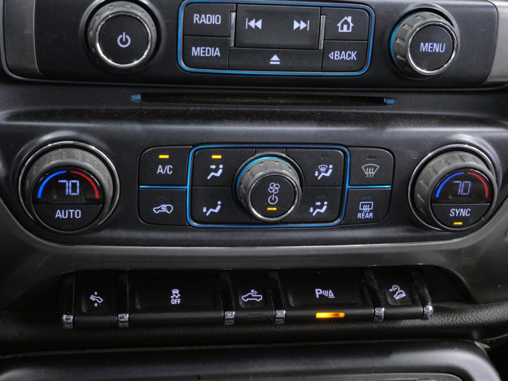 Thumbnail: 2018 Chevrolet Silverado 1500 - 22