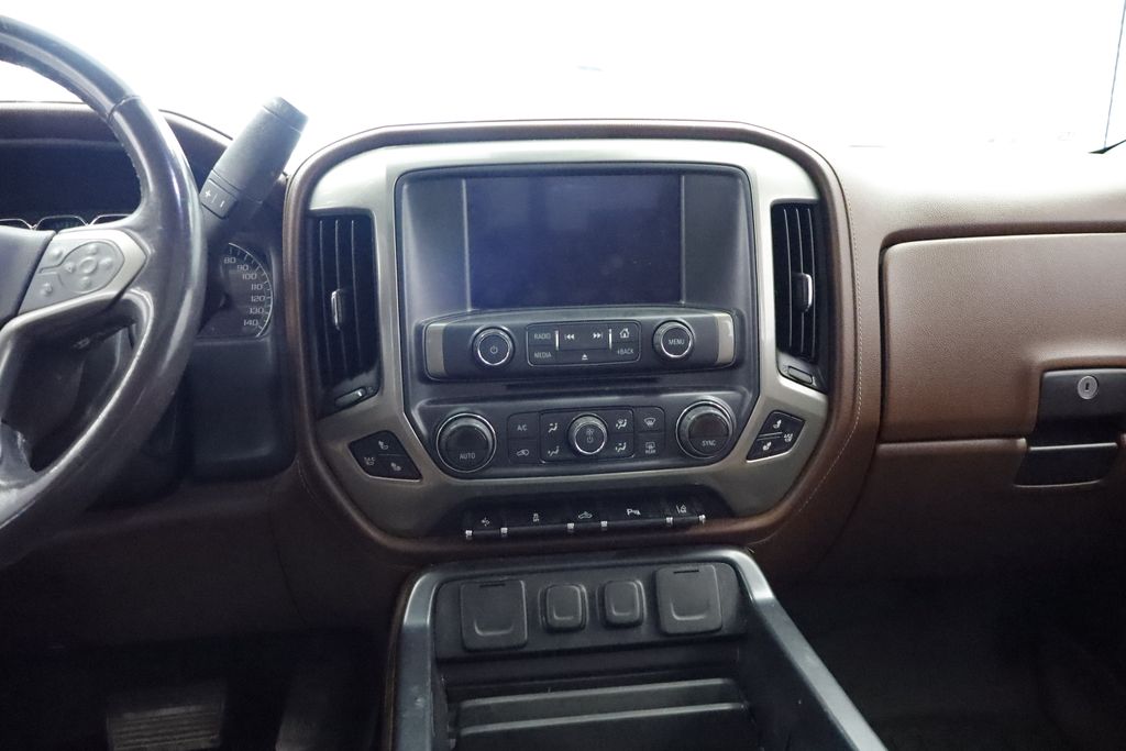 Thumbnail: 2015 Chevrolet Silverado 1500 - 13