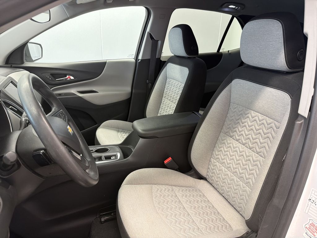 Thumbnail: 2023 Chevrolet Equinox - 8