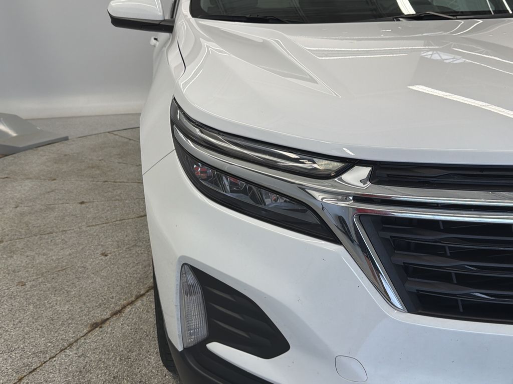 Thumbnail: 2023 Chevrolet Equinox - 17