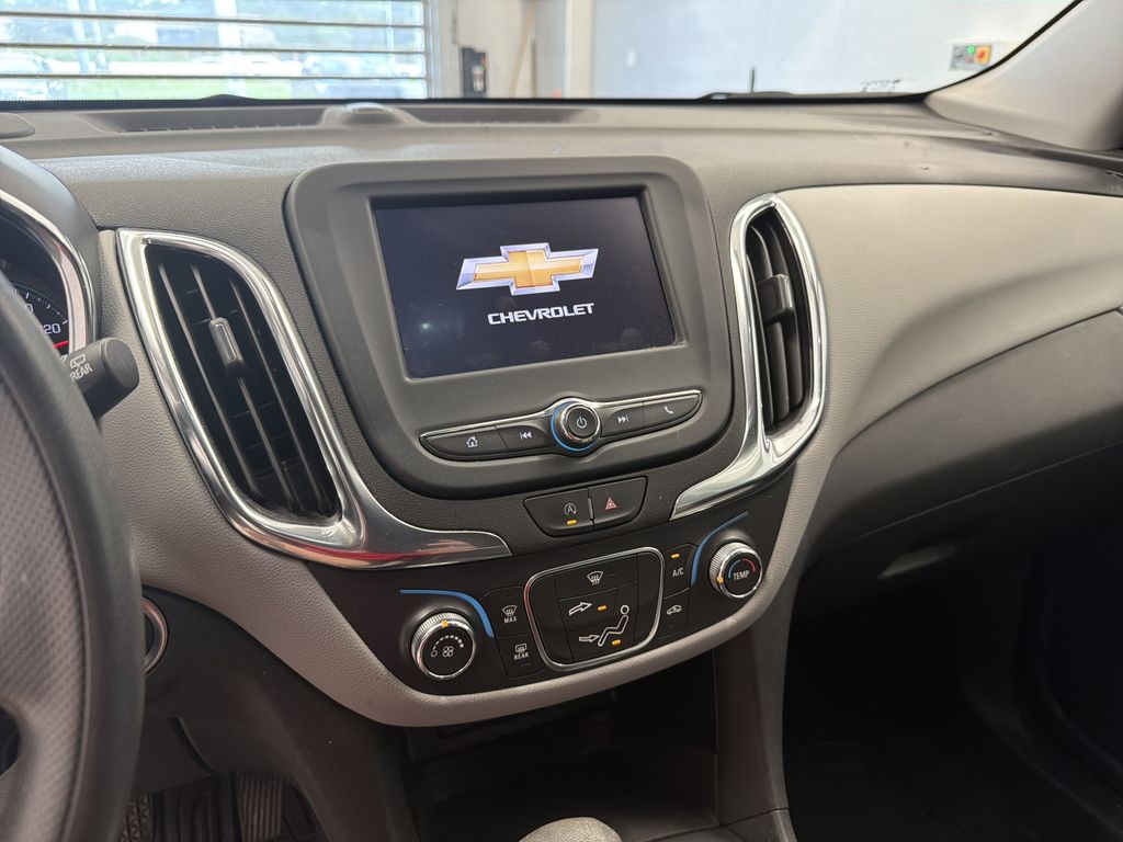 Thumbnail: 2023 Chevrolet Equinox - 12
