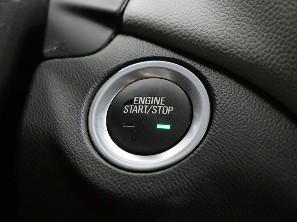 Thumbnail: 2023 Chevrolet Equinox - 25