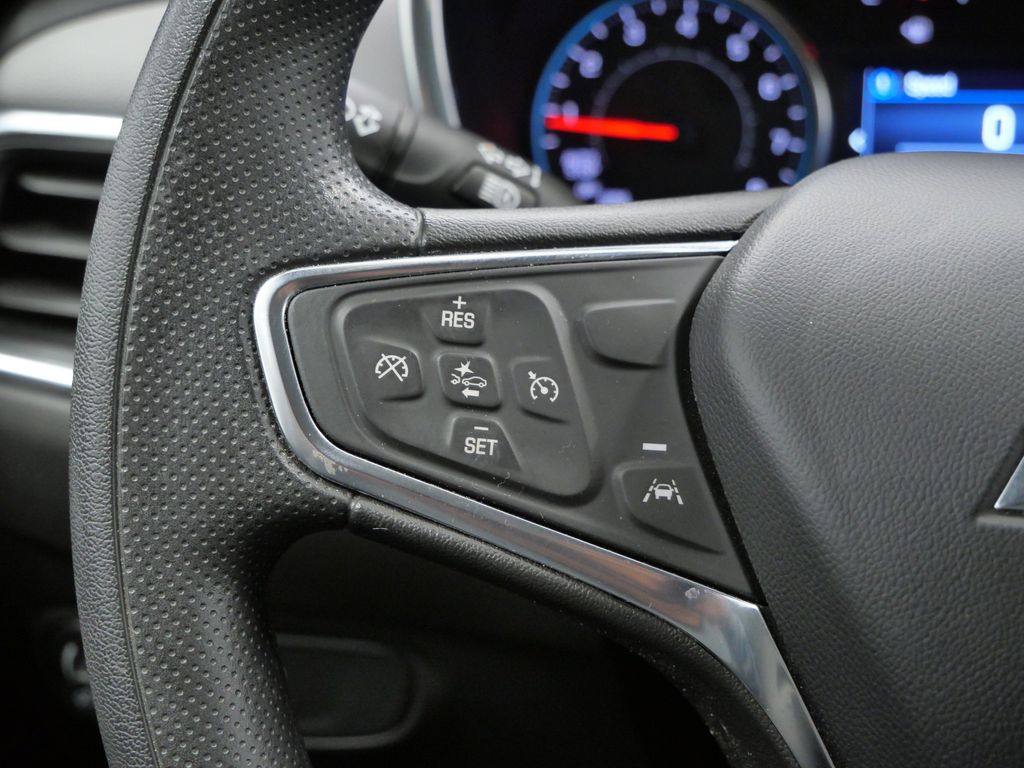 Thumbnail: 2023 Chevrolet Equinox - 22