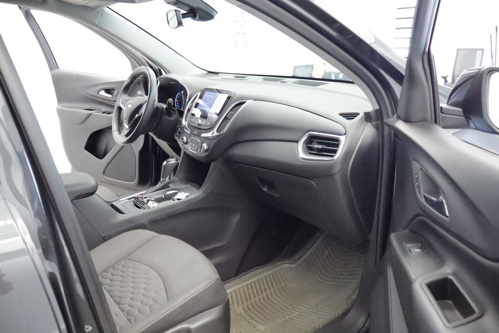 Thumbnail: 2020 Chevrolet Equinox - 13