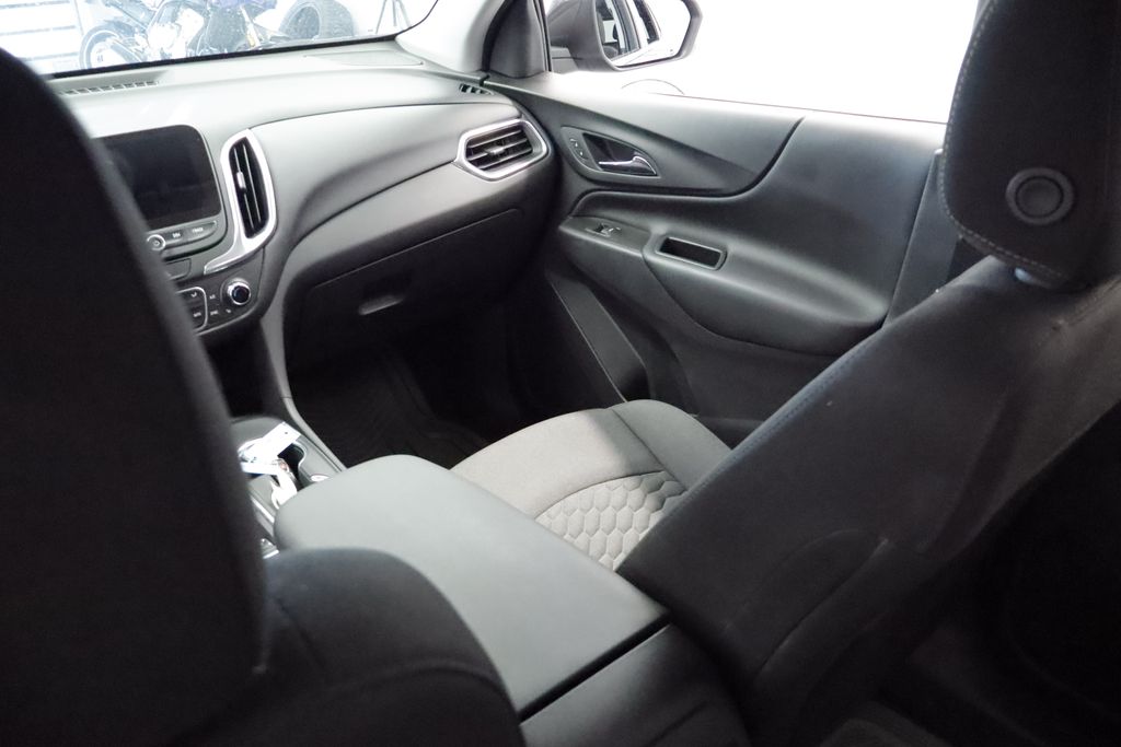 Thumbnail: 2020 Chevrolet Equinox - 23