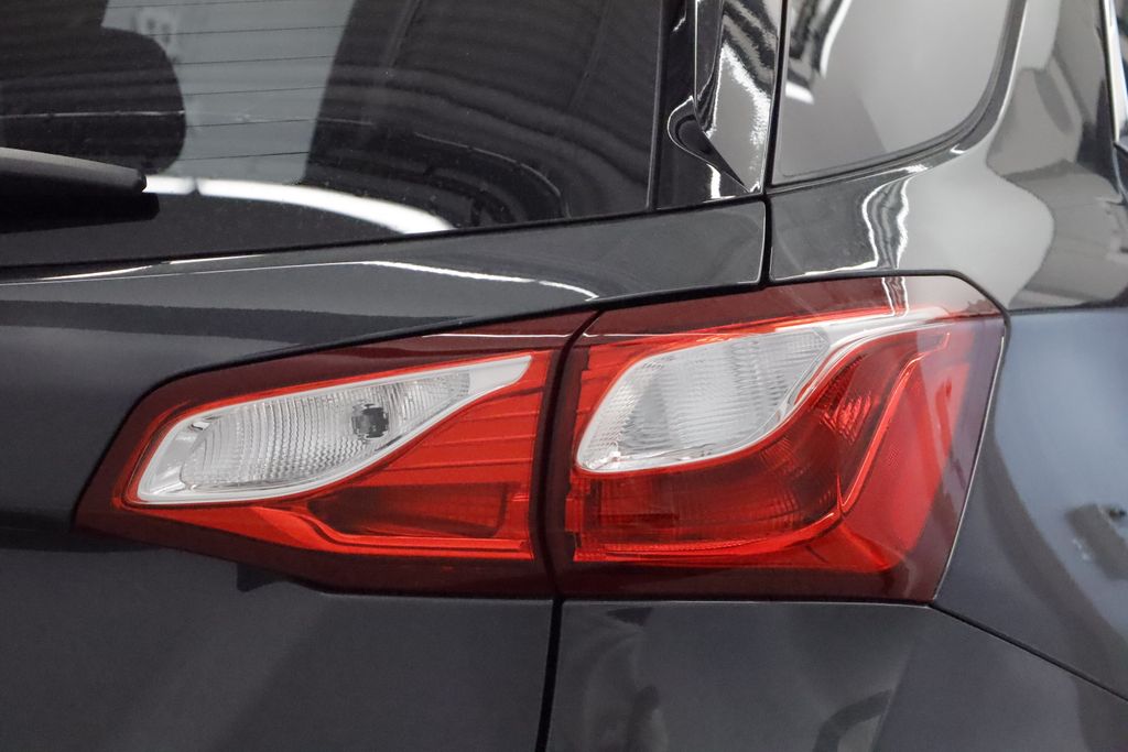 Thumbnail: 2020 Chevrolet Equinox - 20