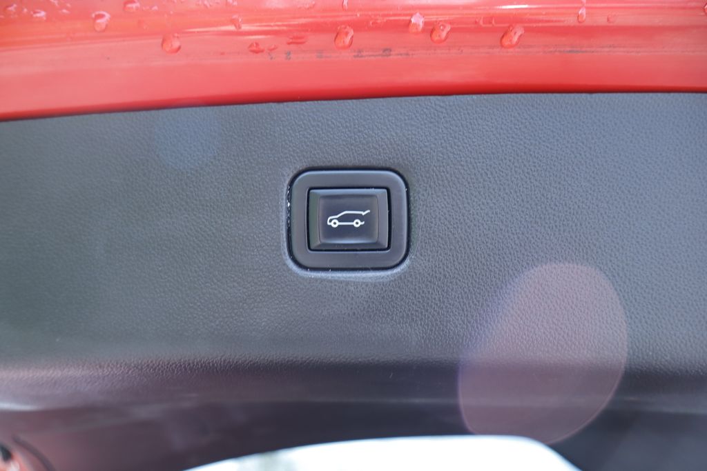 Thumbnail: 2023 Chevrolet Blazer - 22