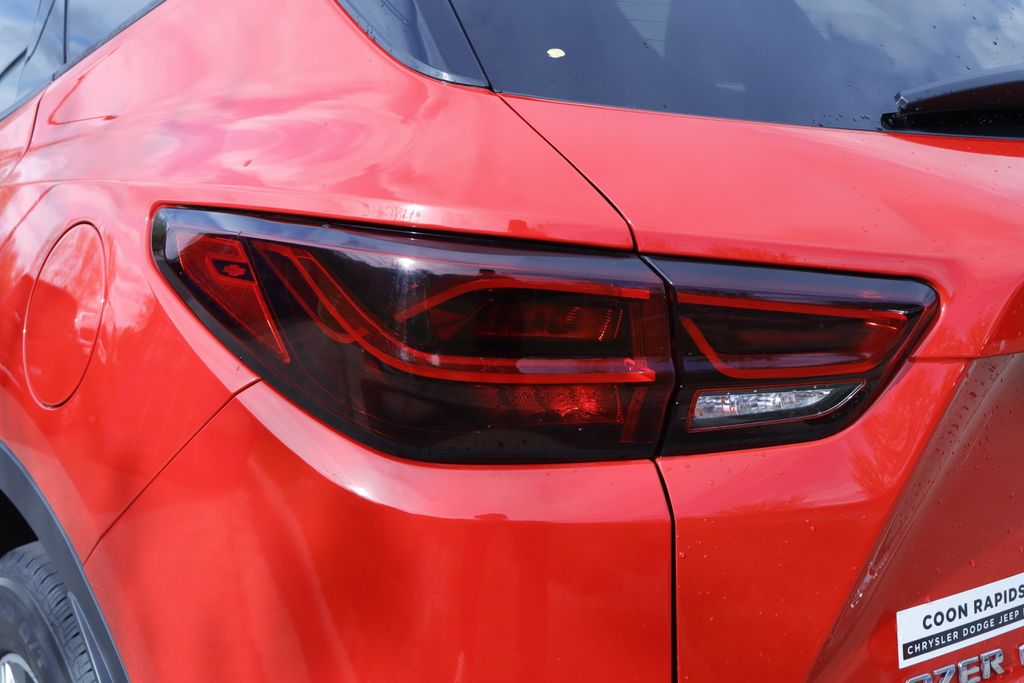 Thumbnail: 2023 Chevrolet Blazer - 21