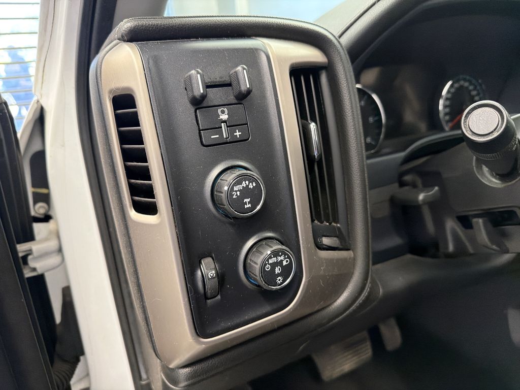 Thumbnail: 2017 GMC Sierra 1500 - 20